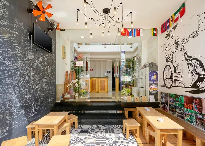 New Saigon Hostel - Bui Vien Walking Street