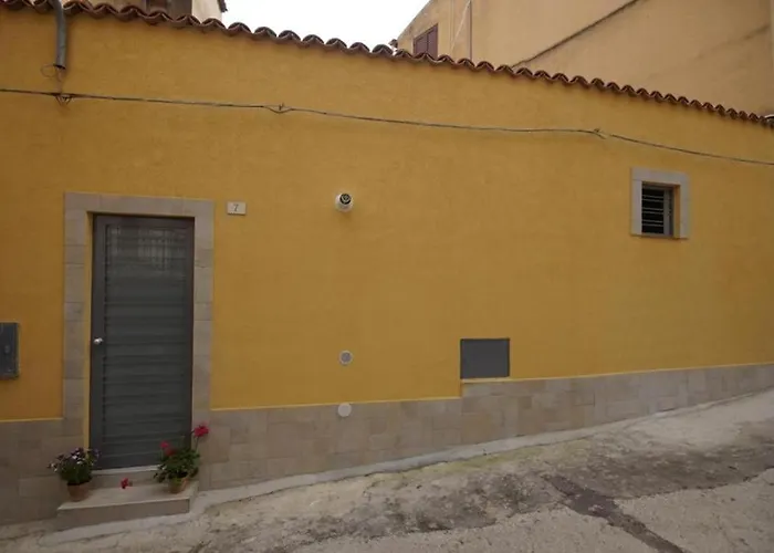  Locazione Turistica Domus
