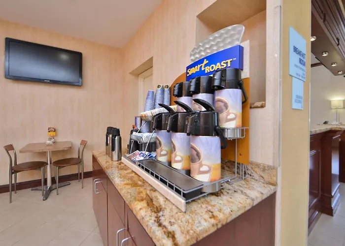 3-Sterne-Hotel: Holiday Inn Express Laguardia Airport, An Ihg Hotel