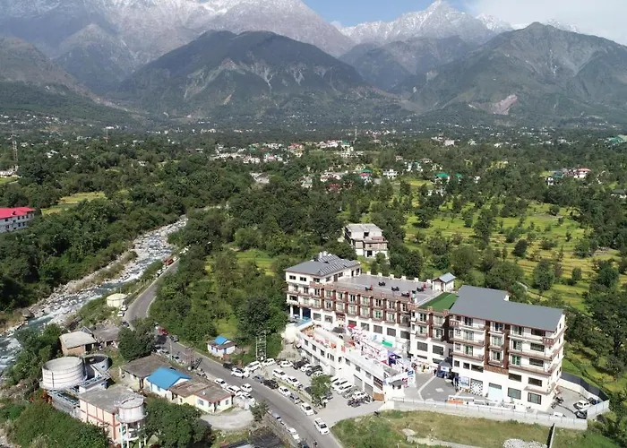 D'Polo Club & Spa Resort Dharamshala