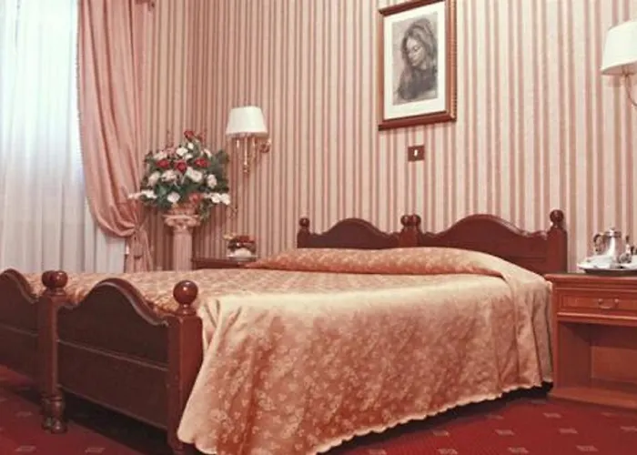 3-Sterne-Hotel: Hotel Siviglia