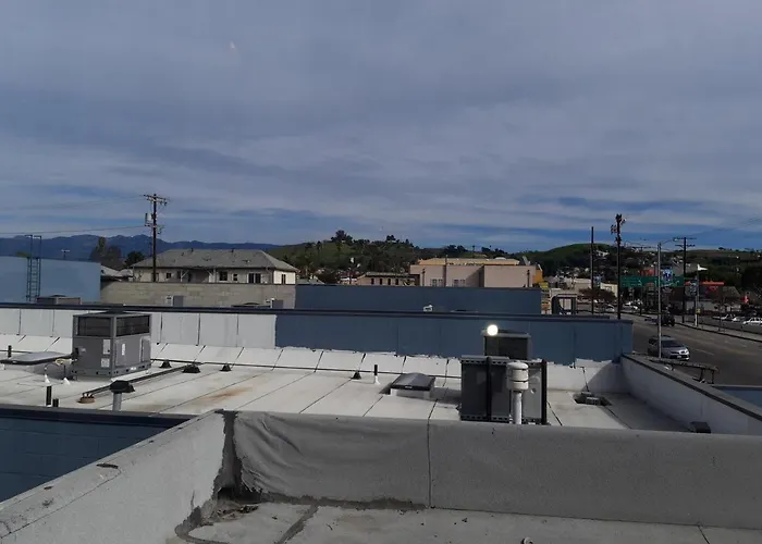 Pads On Pasadena Ave