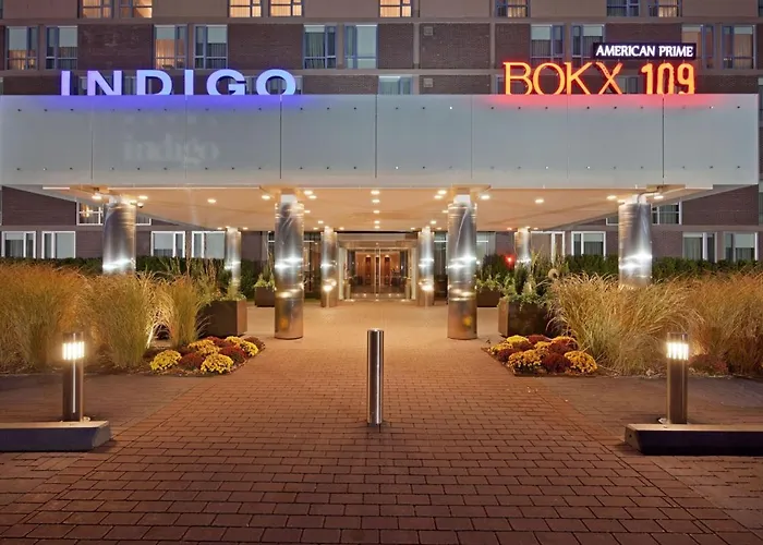 Hotel Indigo Boston - Newton Riverside