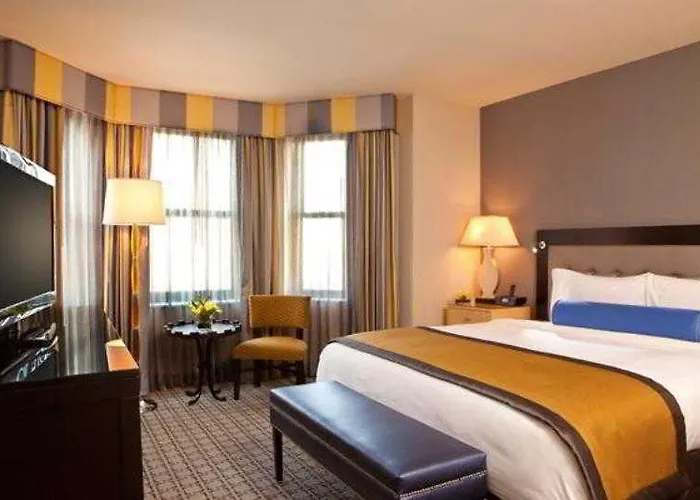 Hôtel central: Latham Hotel