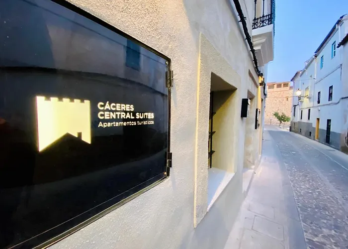 Apartamentos Cáceres Central Suites Torres de Cáceres
